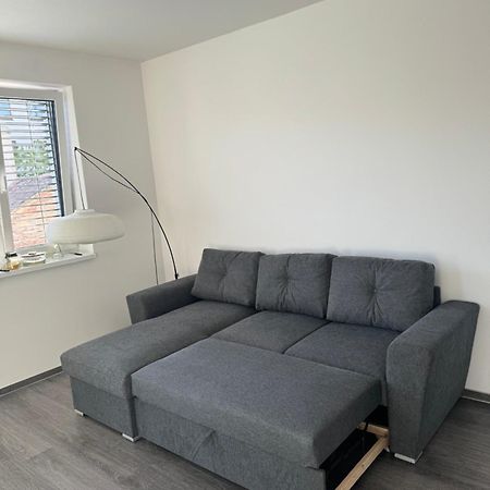 Soukromy Byt 2+Kk S Balkonem A Parkovanim Znojmo Dış mekan fotoğraf