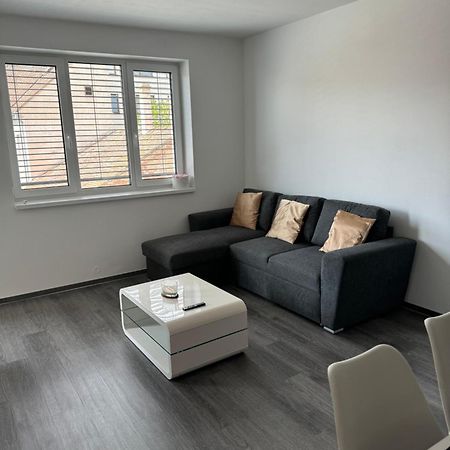 Soukromy Byt 2+Kk S Balkonem A Parkovanim Znojmo Dış mekan fotoğraf
