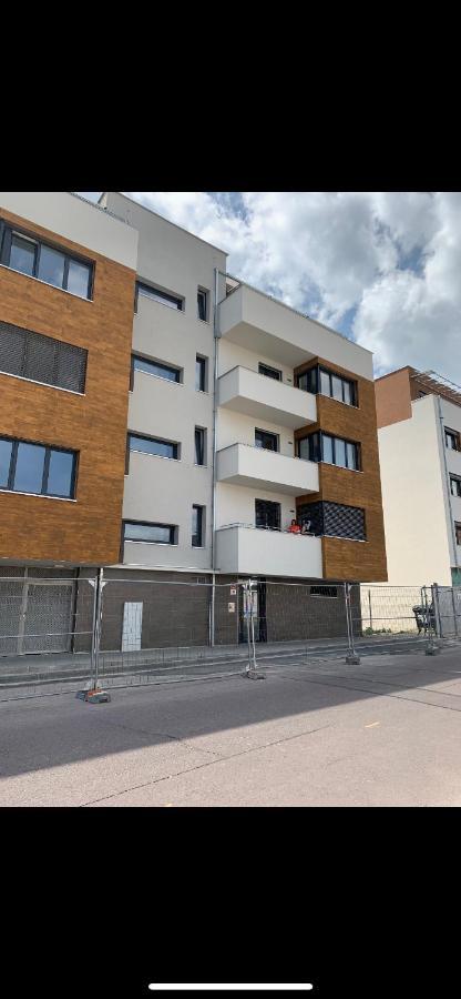 Soukromy Byt 2+Kk S Balkonem A Parkovanim Znojmo Dış mekan fotoğraf